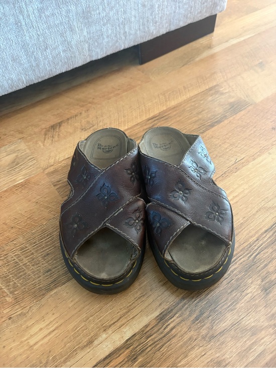 90’s Dr. Martens Brown Floral Leather Slide Sandals